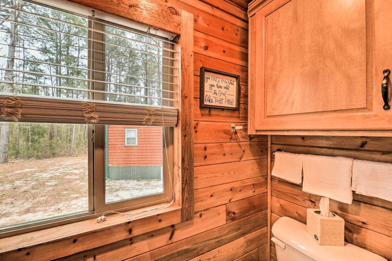 Beautiful New Bern Studio Cabin With Fire Pit! Exterior photo